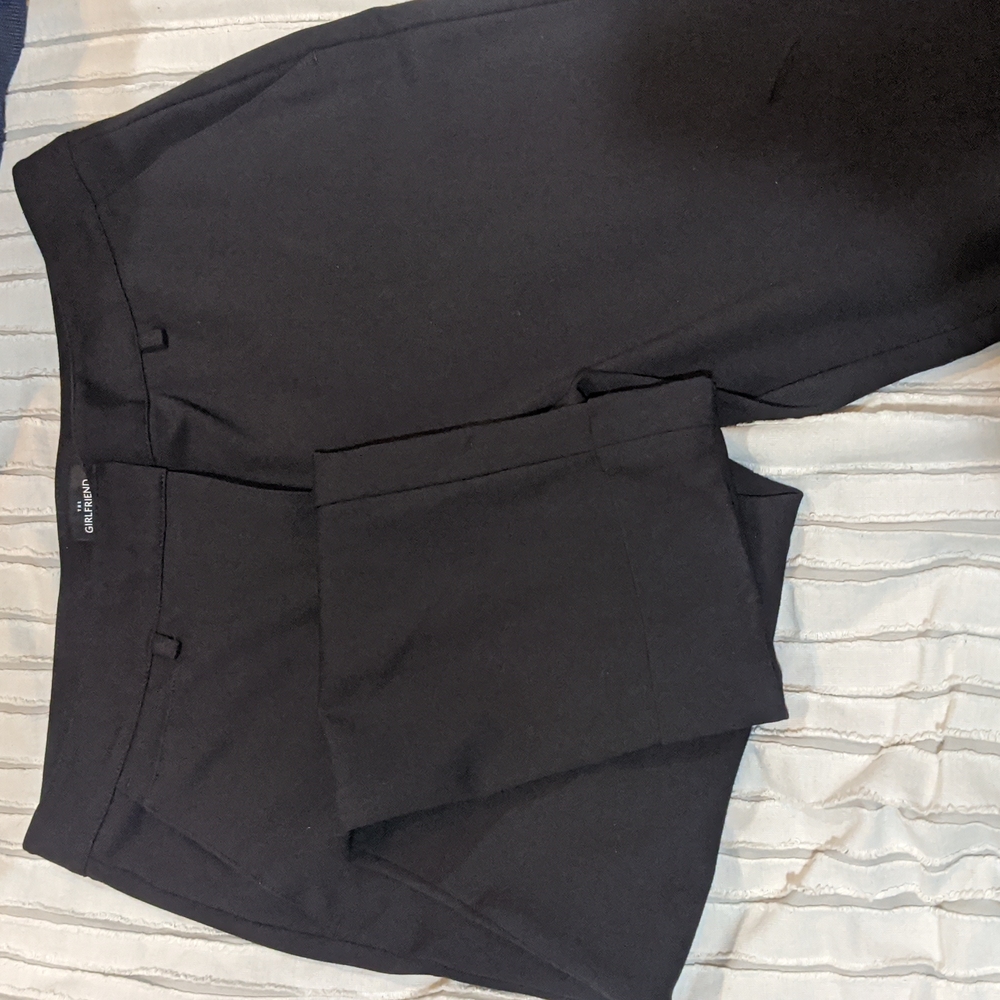 White House Black Marker Girlfriend Crop Pants